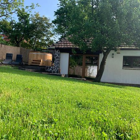 Rakoczi12 Vendeghaz Villa Hollókő Buitenkant foto