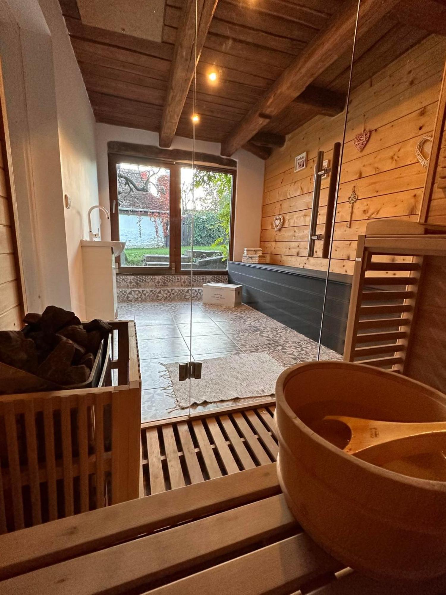 Rakoczi12 Vendeghaz Villa Hollókő Buitenkant foto