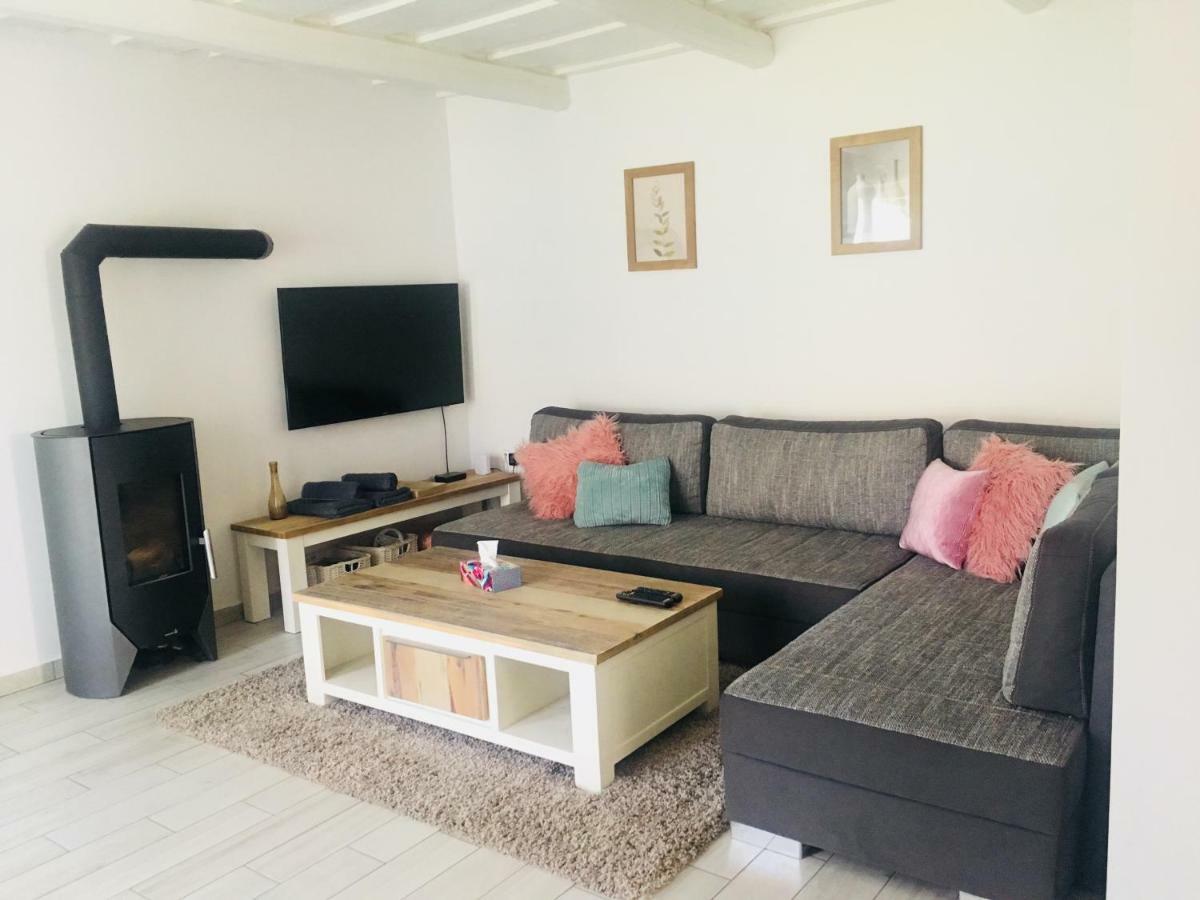 Rakoczi12 Vendeghaz Villa Hollókő Buitenkant foto